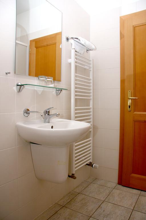 Penzion Budvarka Hodonin Ngoại thất bức ảnh