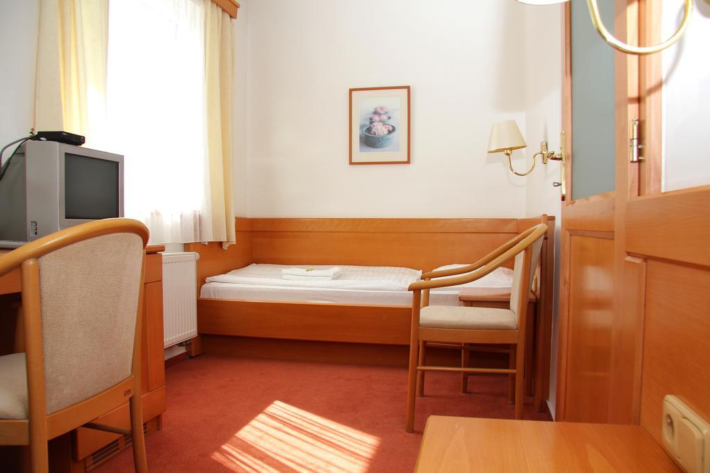 Penzion Budvarka Hodonin Ngoại thất bức ảnh